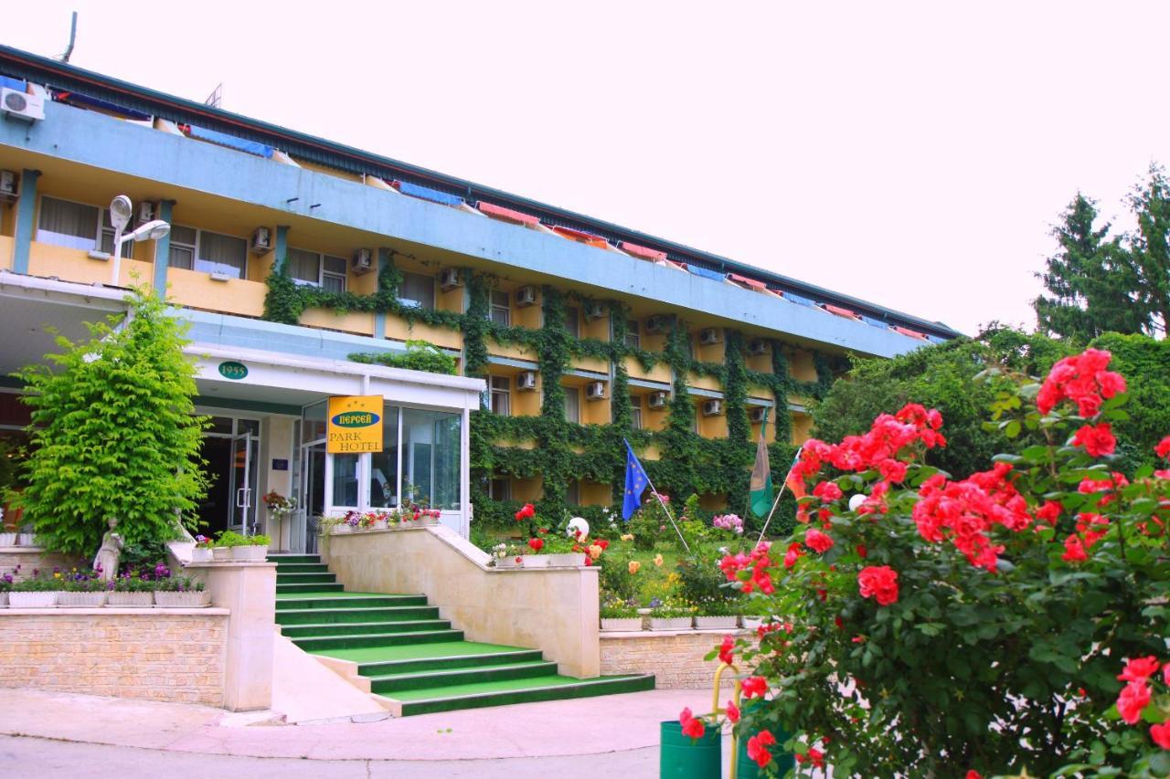 Park Hotel Persey Varna Bagian luar foto